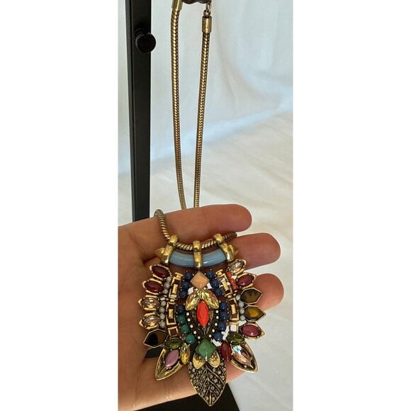 Stella & Dot Style Rainbow Multi Gemstone Statement Pendant Necklace Gold Tone - Picture 8 of 10